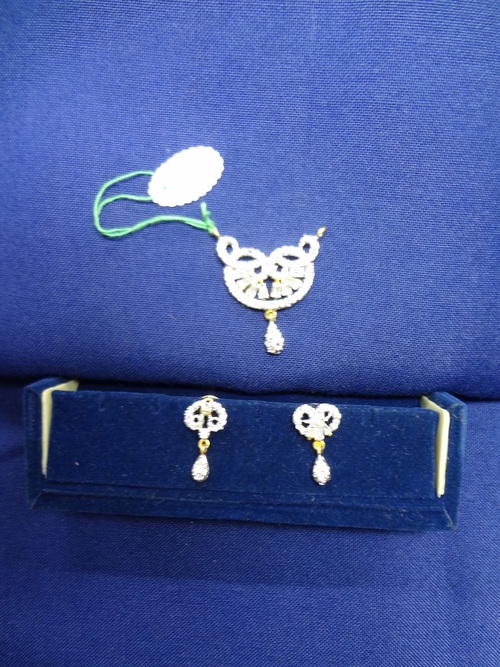 AD LOCKET