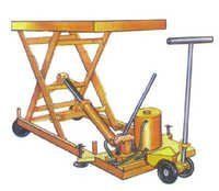 HYDRAULIC LIFTING TABLE 