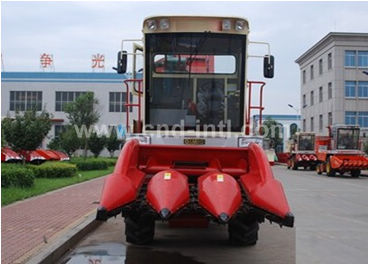 Self-Propelled Corn Combine Harvester
