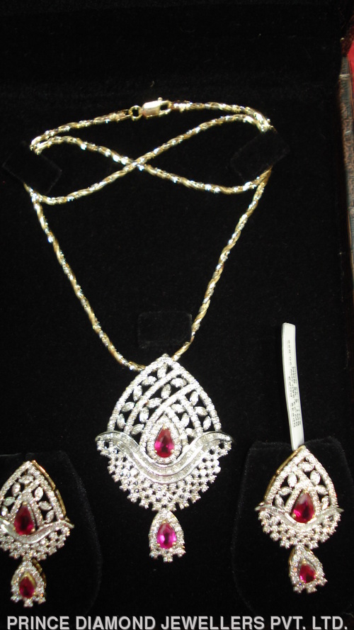 Fashion Diamond Pendant