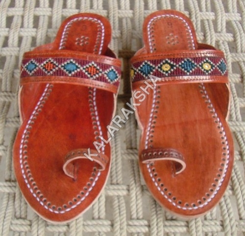 Hand Embroidery Leather Chappal