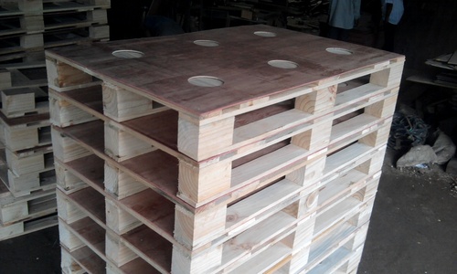 4 Way Wooden Pallets