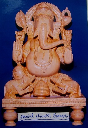 wooden choki ganesh