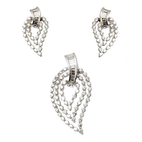 Baguette And Round Diamond Pendant Earring Set