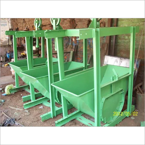 Builder Host Buket
