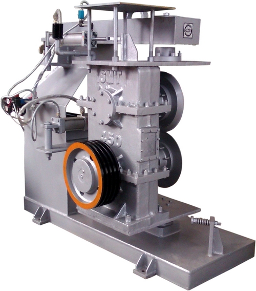 Rotary Shearing Machine By S M T MACHINES (INDIA) LIMITED