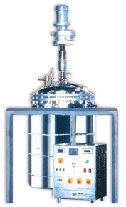 PLANT SCALE HIGH PRESSURE REACTORS