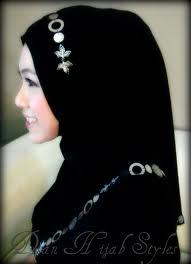 Islamic Scarf - Polyester 70x70cm, Black | Silver Accents, Soft Fabric, Elegant Design, Comfortable Fit