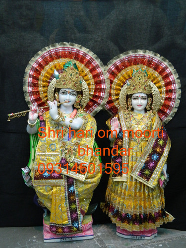 Radha Krishna Statue