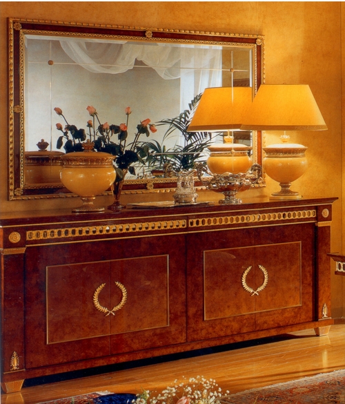Classic Console Table With Mirror