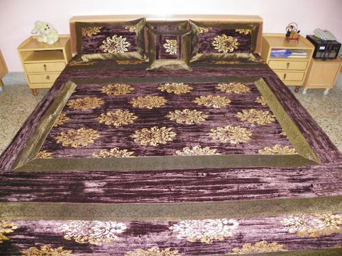 Velvet Bed Cover