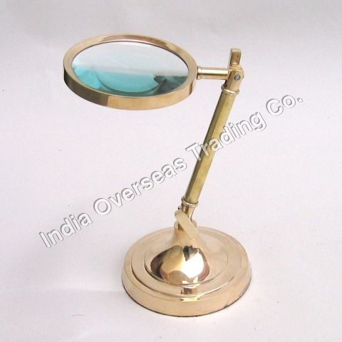 Magnifying Lens