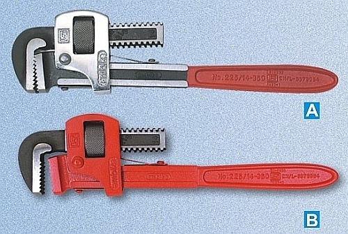 PIPE WRENCH