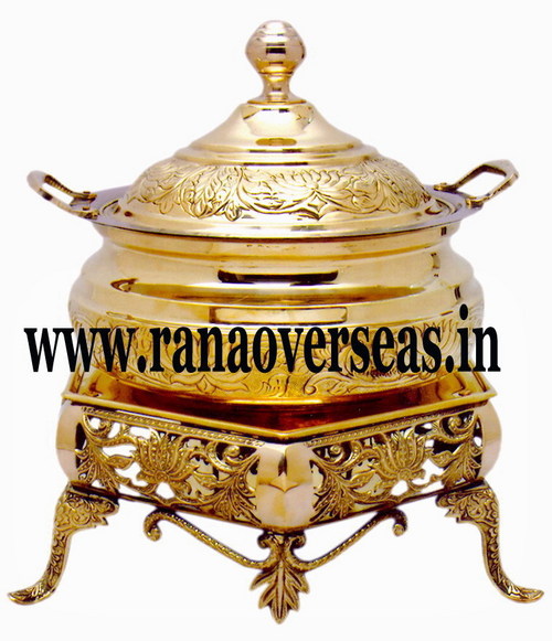 BEACHED BRASS CHAFING DISH