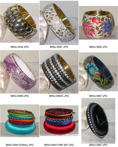 BANGLES