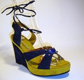 LADIES LEATHER FOOTWEAR