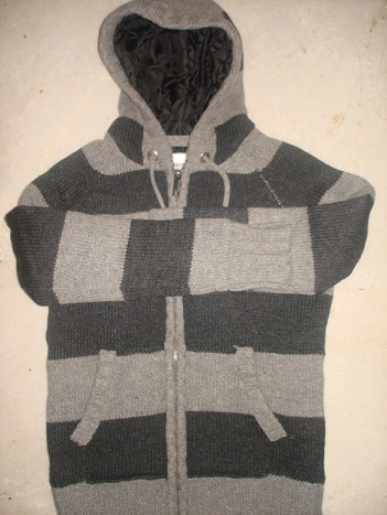 MENS LATEST DESIGN SWEATERS IN HEAVY GAUGE FABRIC