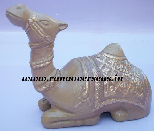 Aluminium Metal Engraved Sitting Camel in 6 x 5 Inch