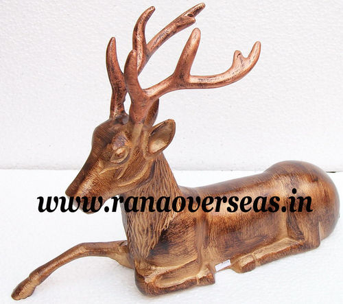 Golden Aluminium Metal Swamp Deer For Home Decoration In 13 X 20 Inches