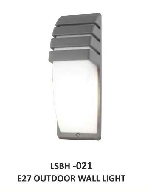 Outdoor Wall Light