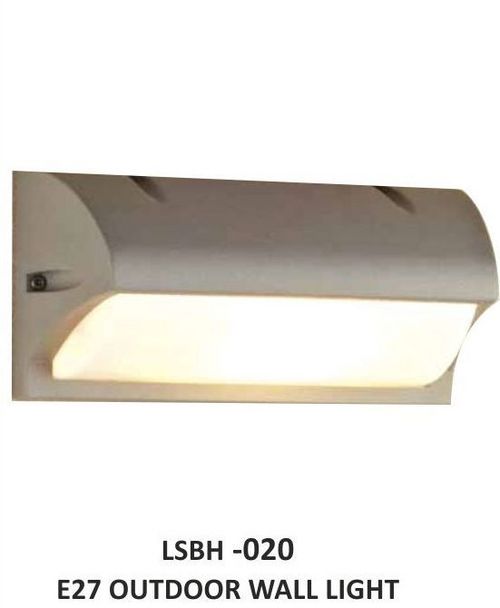 Outdoor Wall Light
