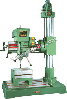 Universal Radial Drilling Machine