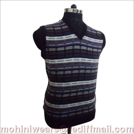 Sleeveless pullover