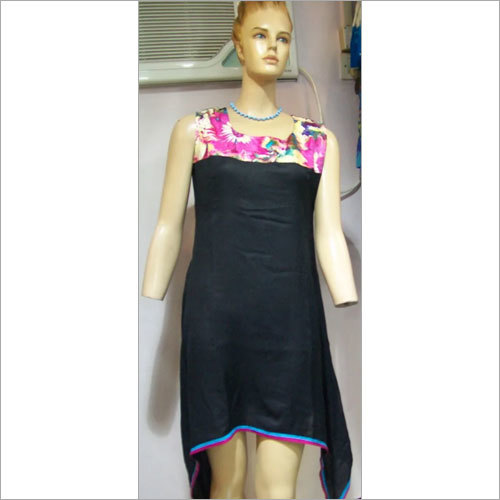 Ladies Long Kurti - Cotton Material , Modern Design with Comfortable Fit and Elegant Style