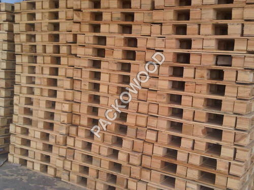Pine Wood Pallets