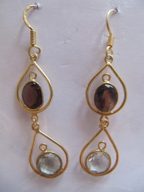 Silver Stone Earring - Color: Red