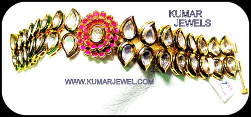 ROYAL BRACELET.