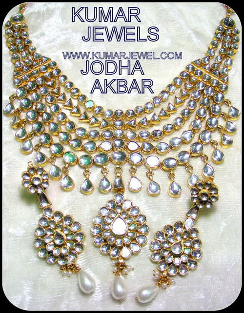 WEEDING KUNDAN SET.