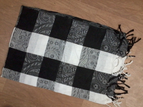 Jaquard Check Stoles