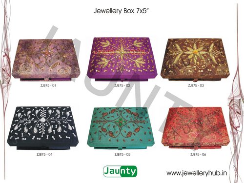 Jewellery Box (7x5')