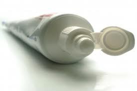 SPIRULINA TOOTHPASTE