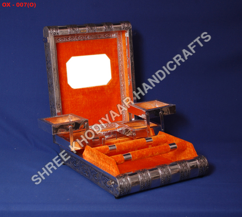 Achka Jewellery Box