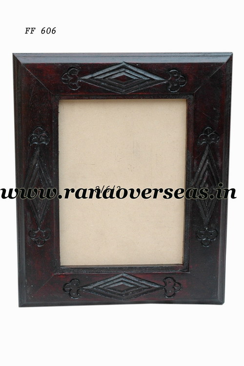 Wooden Photo Frame in carving