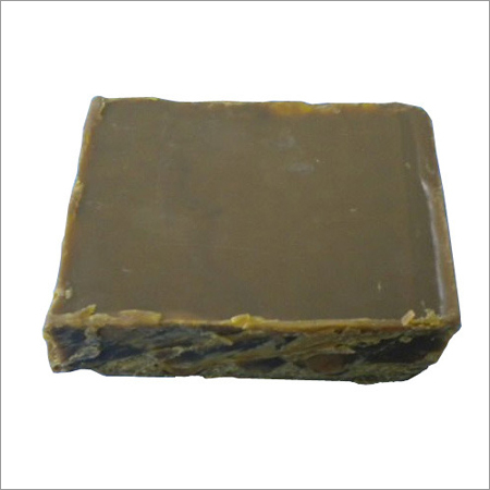 Soft Wax - Fully Refined Paraffin Wax Melting Point 70Â°C Dark Green Color Industrial Grade Medium Melting with Micro Wax Content - Enhanced Softness & Luster