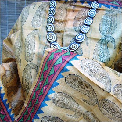 Large Paisleys Handcrafted Silk Stoles