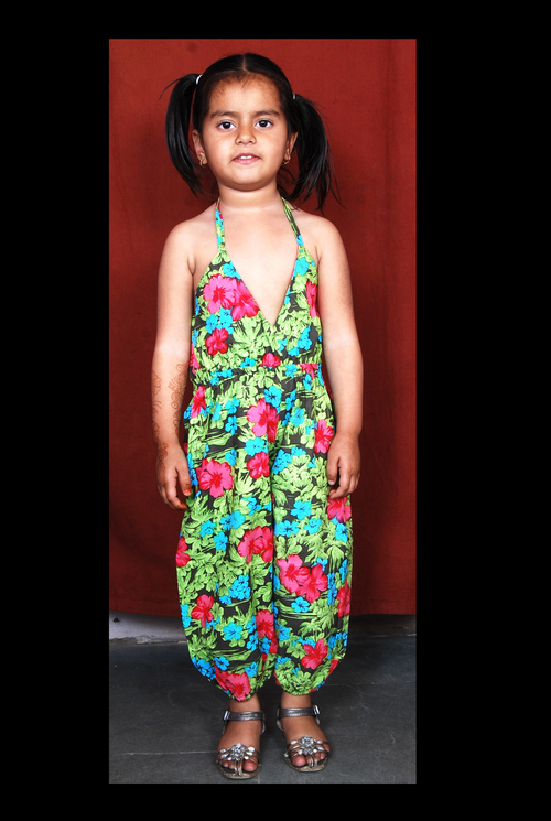 KIDS WEAR