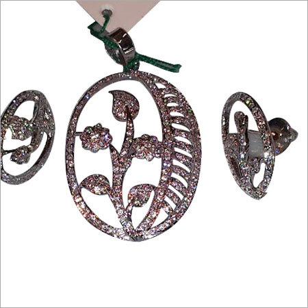 Fashion Pendant & Earing