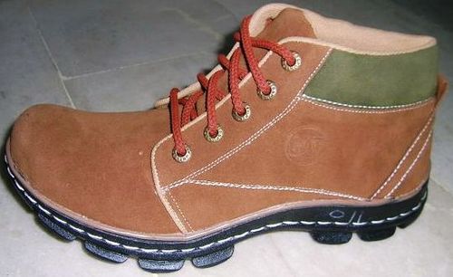 Casual shoes