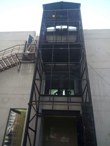 Material Handling Lift By GANESH ENGINEERING CO.
