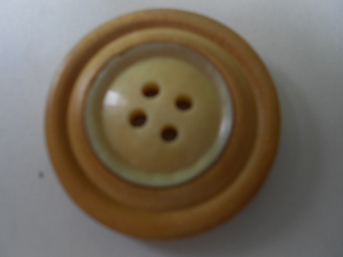 Fashion Garment Wooden Button