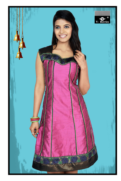 Designer cut sleeve Kurtis