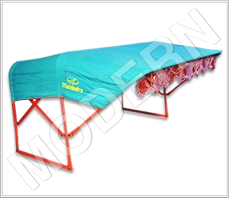 275 Mahindra Tractor Hood