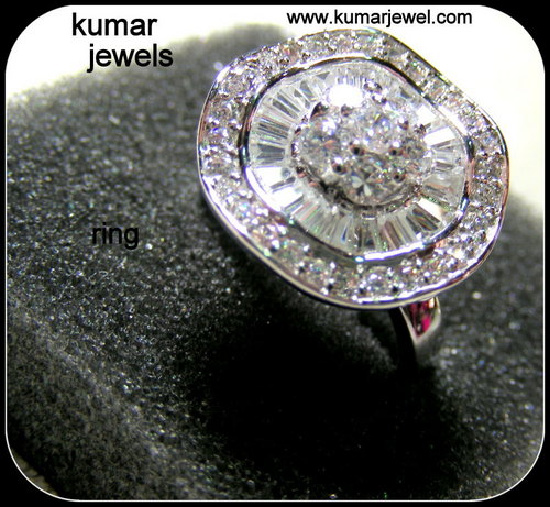 DIAMOND STYLE RING