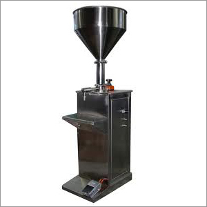 Piston Filler Machine