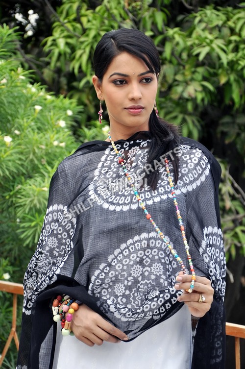 Black & White Dupatta - Cotton Material, Standard Size | Lightweight, Quick Dry, Washable, Printed Pattern for Female Use