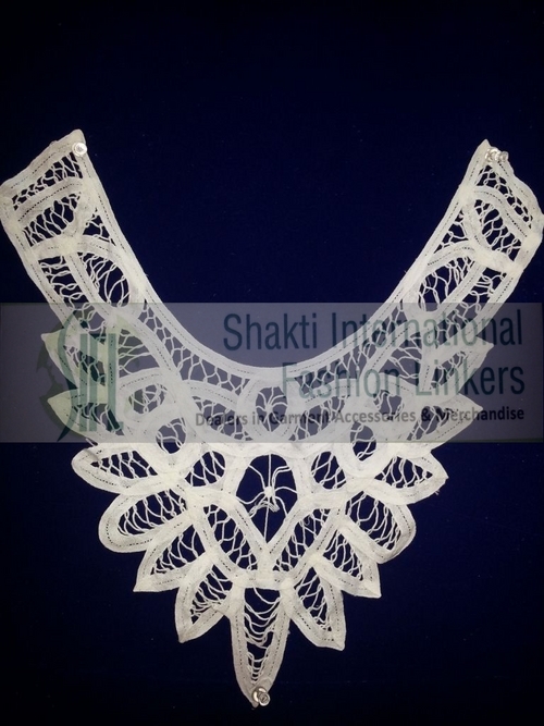Round Batten Bourgh Neck Patches